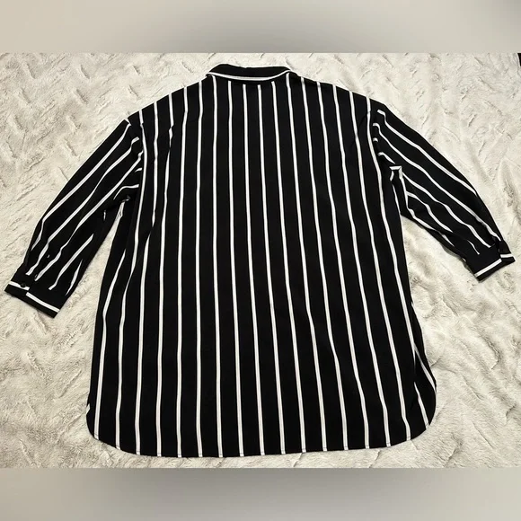 SHEIN Curve Black and White Striped Long Sleeve Button Down T-Shirt Dress - Picture 9 of 12